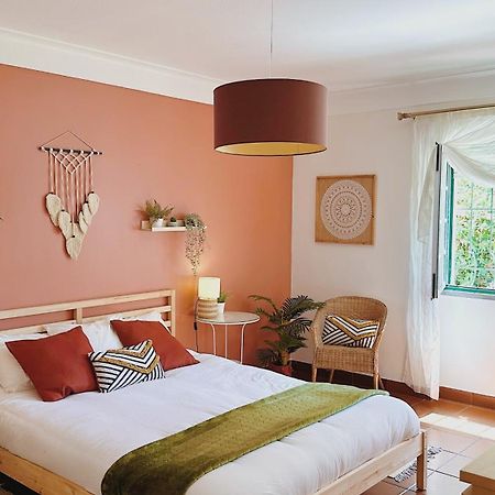 Coastal Garden Paradise Retreat- 6 Min From The Beach Charneca de Caparica Exterior foto