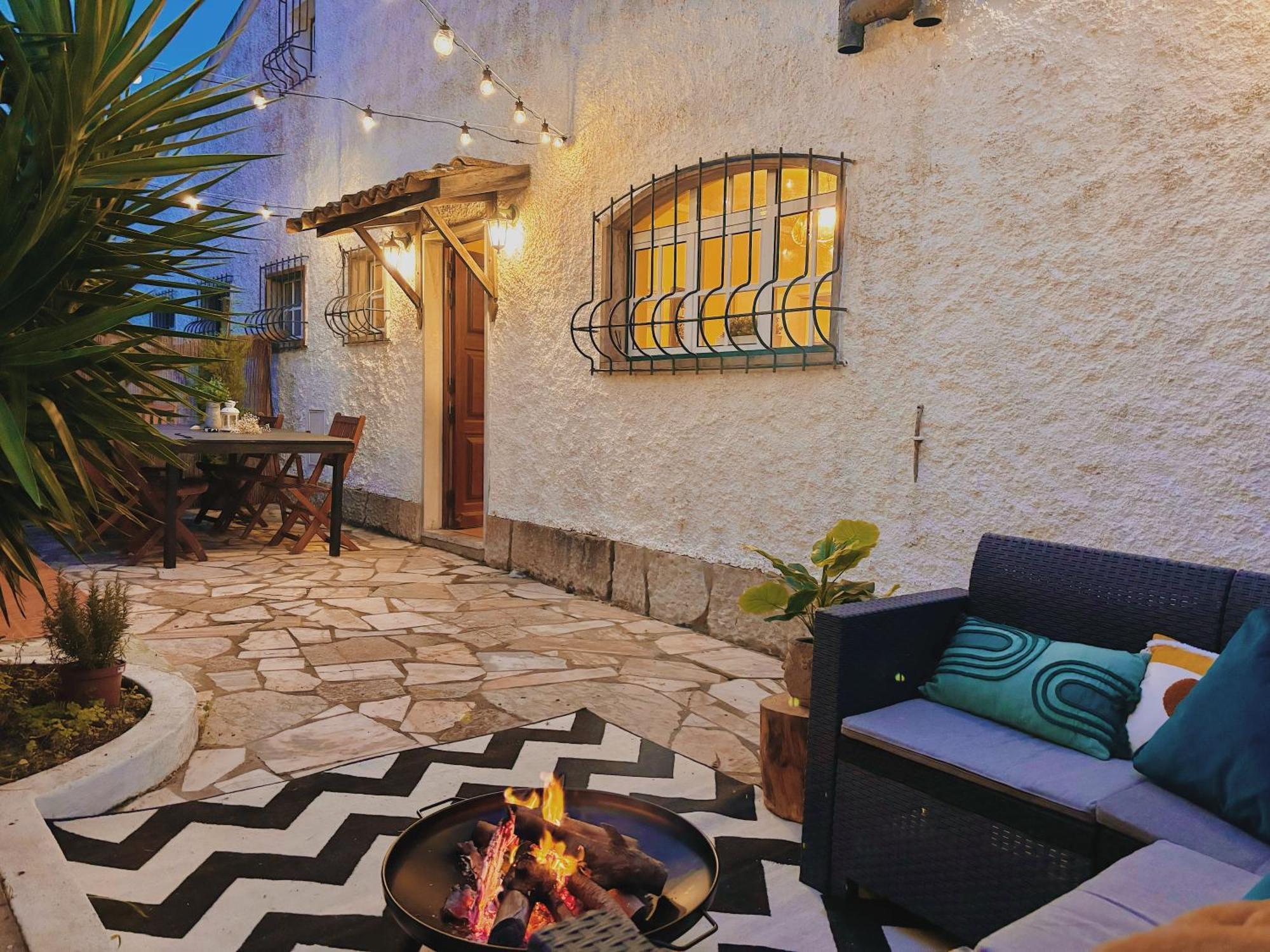 Coastal Garden Paradise Retreat- 6 Min From The Beach Charneca de Caparica Exterior foto